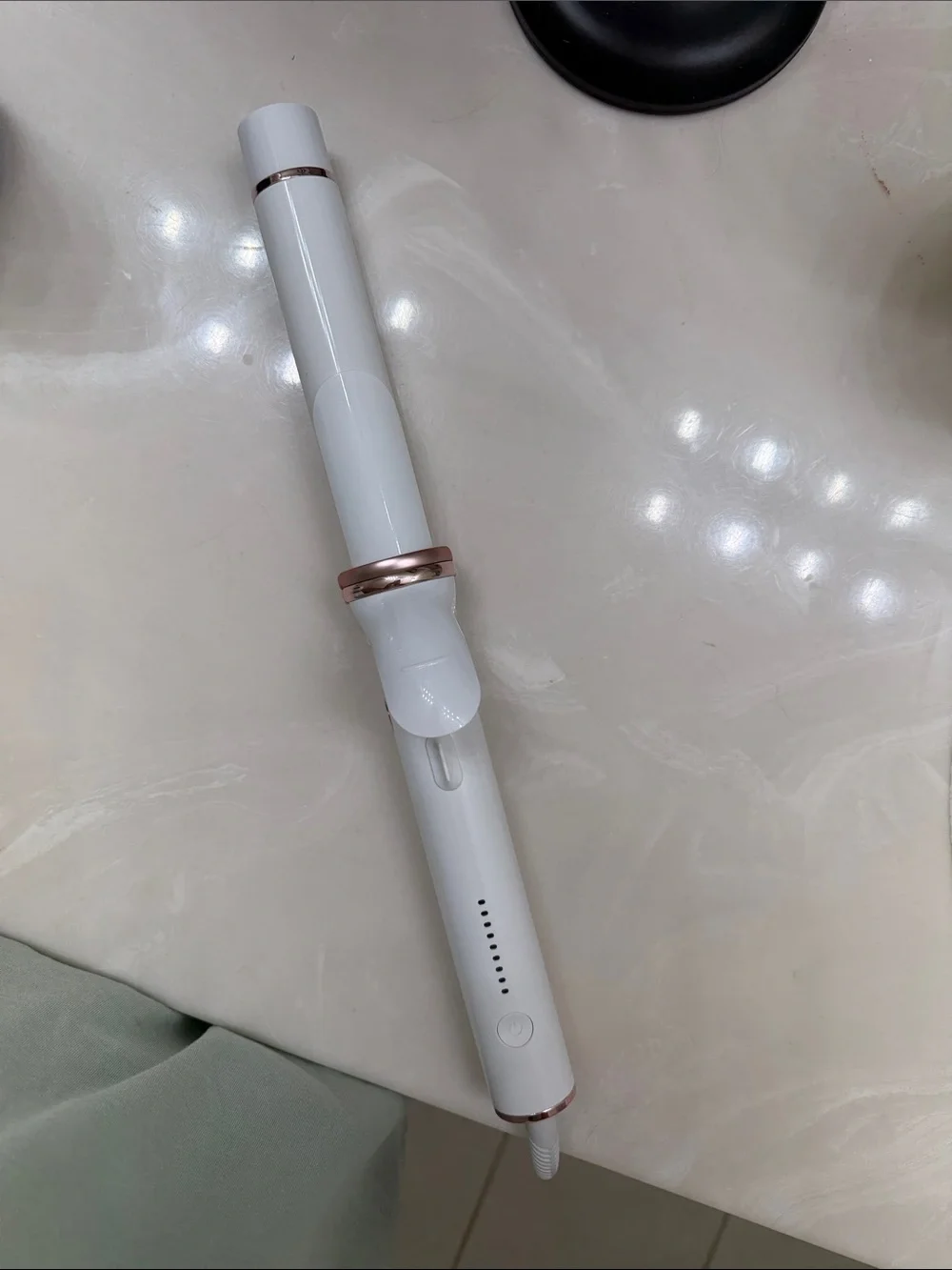 T3 White and Rose Gold Curling Wand – Women's Hair Styling Tool